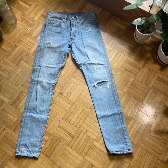 Levi 501s. - Picture 2 of 4